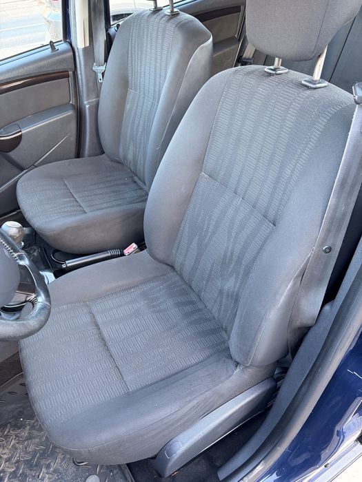 Dacia Duster 1.5DCI 110cp 4x4 2012 (posibilitate rate)