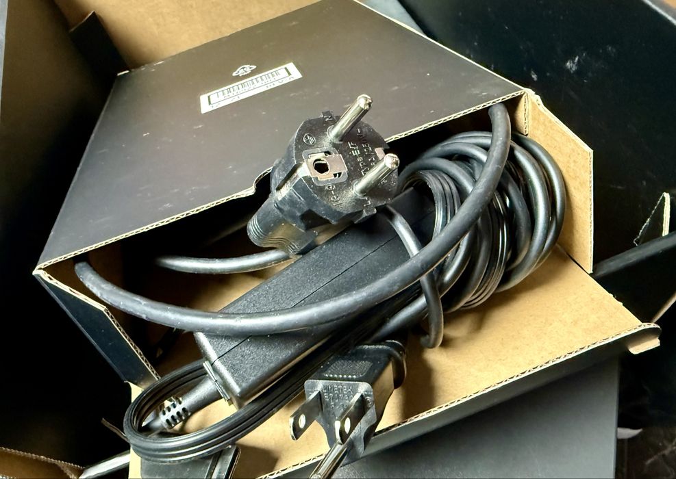 HP Reverb G2 4K gamenig Vr очила+ два джойстика