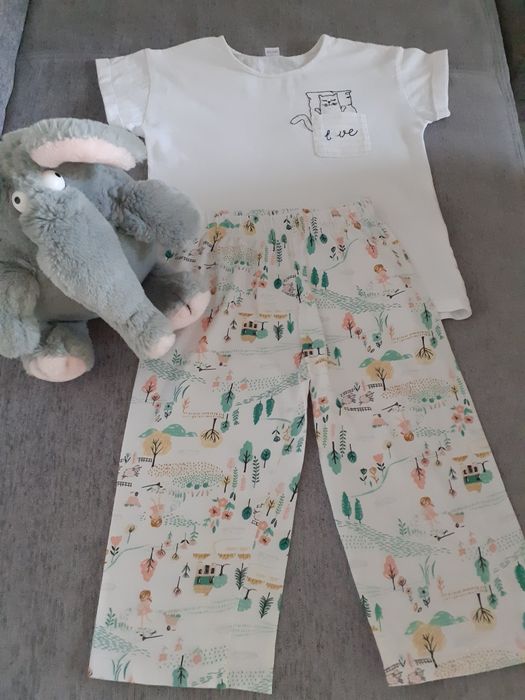 Детска пижама за момиче