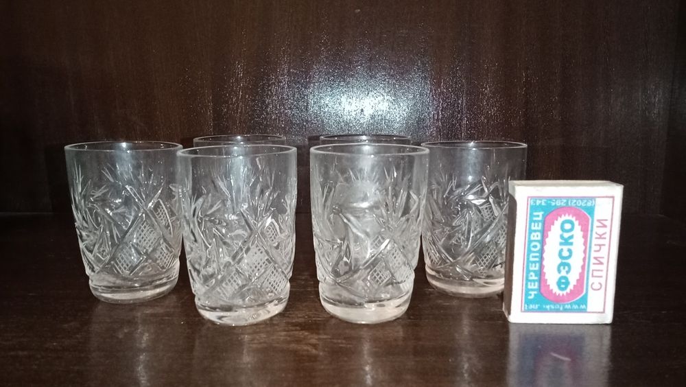 Хрустальные фужеры и рюмки