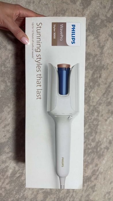 Автоматична маша за коса Philips WavePro Styler 9000 SenseIQ в отлично състояние.