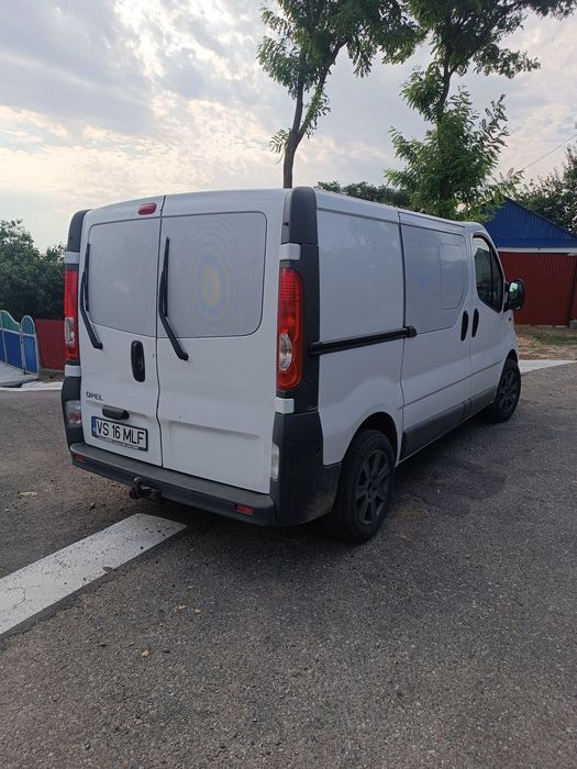 Vând Opel Vivaro 2012