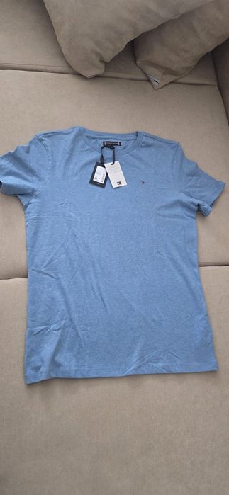 Tricou băieți Tommy Hilfiger original marimea 176,nou,cu eticheta