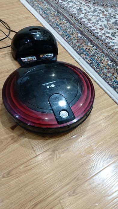 Робот пылесос LG