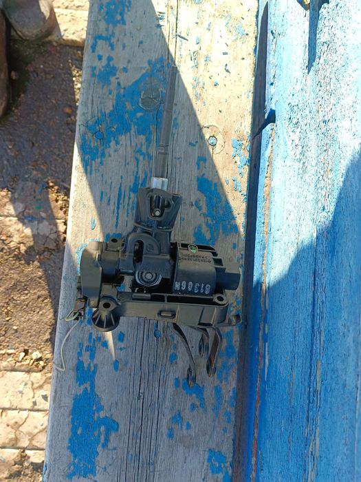 Продам кулису на Мерседес