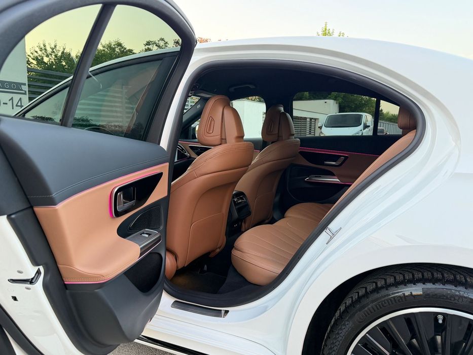 Mercedes-Benz E AMG / SUPERSCREEN / Night Pack / Garantie