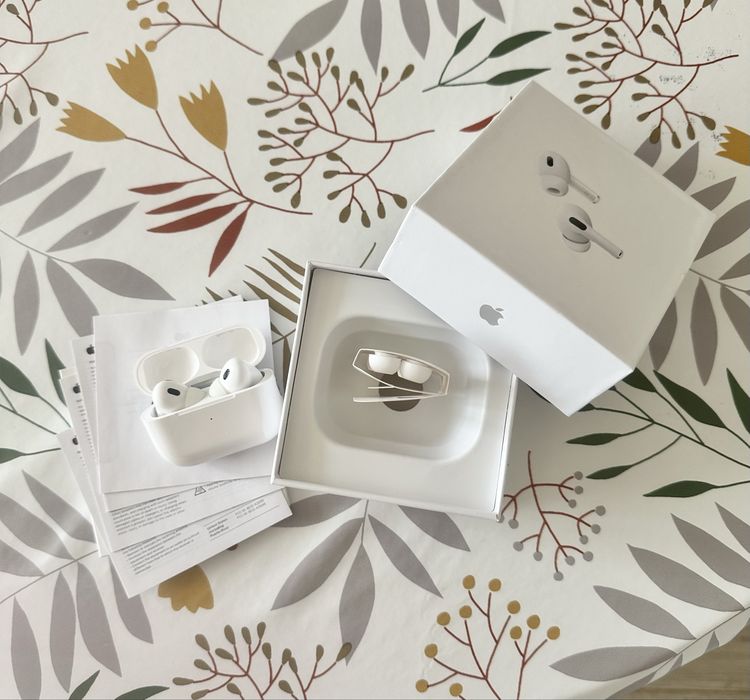 Наушники AirPods Pro 2