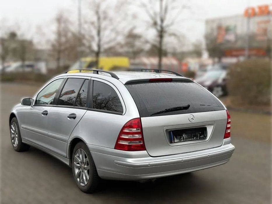 Dezmembrari / Dezmembrez MERCEDES BENZ C-CLASS W203/W204