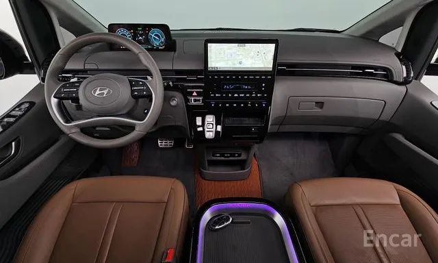 Hyundai Staria Lounge 9 joy