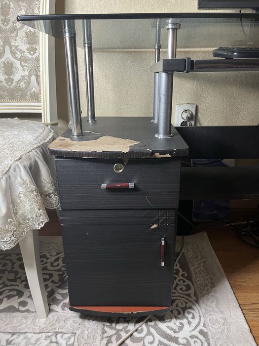 Компьютерный столик