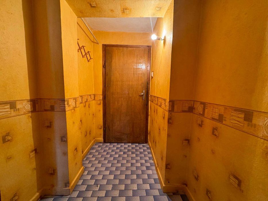 Продава се Двустаен апартамент в Велико Търново, Център - 50 кв.м за 998 €/кв.м - Снимка #4