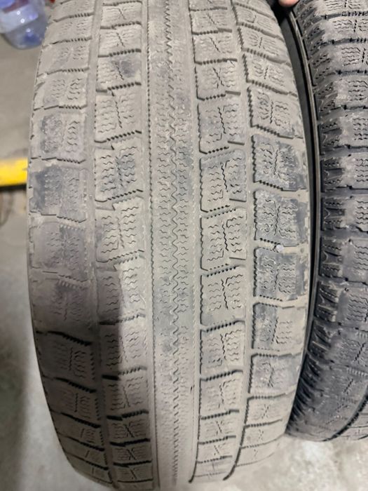Продам резину 235/65/17