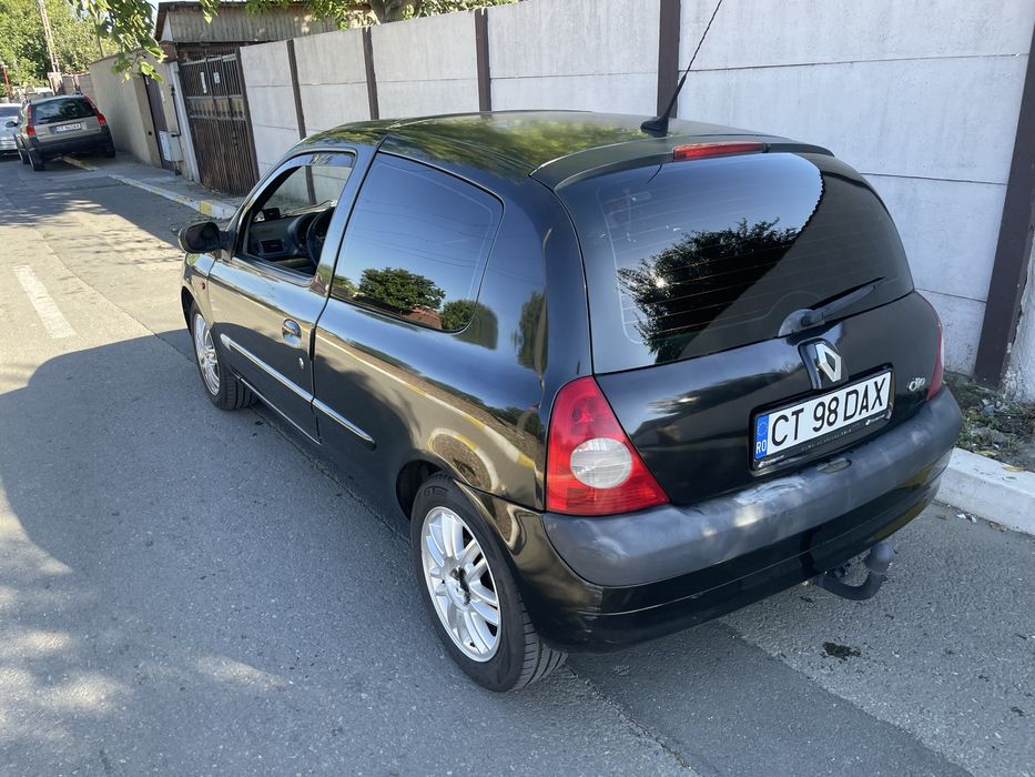 Renault Clio 2002, 3 usi, 1.5dci, 82cp, Initiale Paris