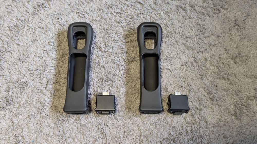 Adaptor Motionplus si husa de protectie pentru Nintendo Wii