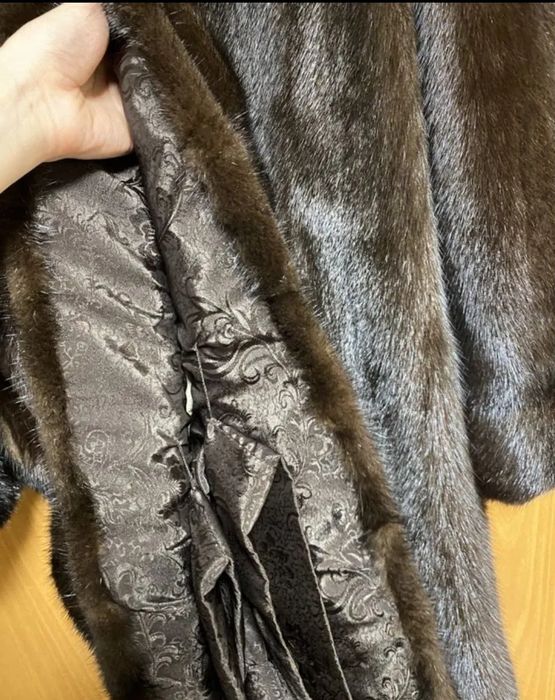 Продам норковую шубу