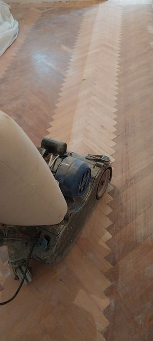 Шлифовка, настил и рестоврация паркетных и деревянных полов паркет