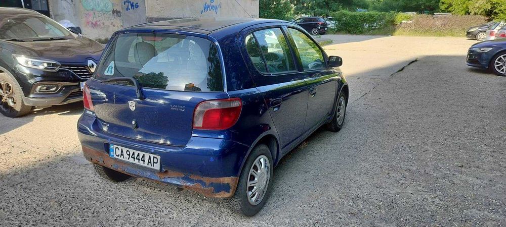 Toyota Yaris, 2000, 247700 км.