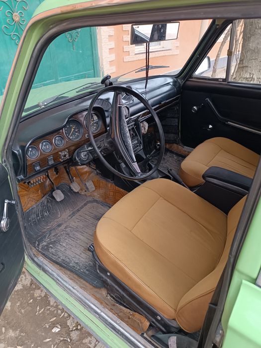 Vaz 21063  sotiladi