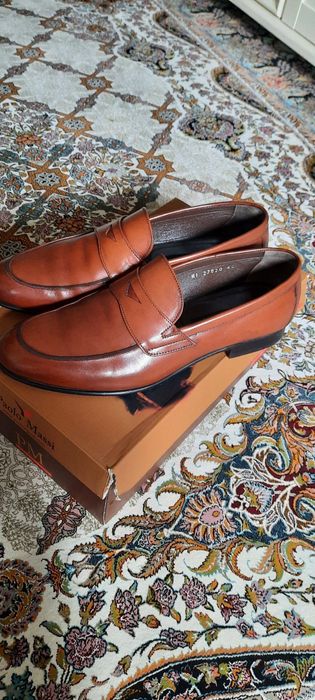 Люксовая мужская обувь из натуральной кожи.