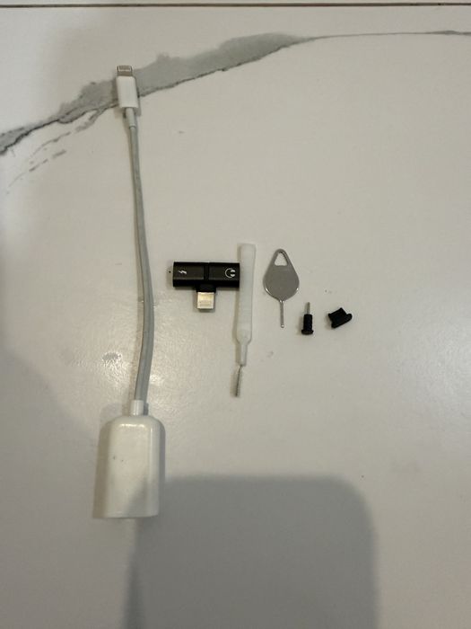 продам на iphone аксесуары