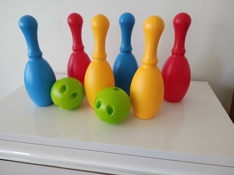 Детски играчка къща и боулинг