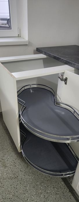 Mobila de bucatarie cu toate accesorile noua