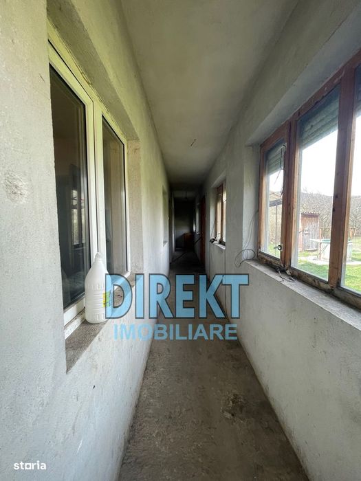 Teren + casa de vacanta