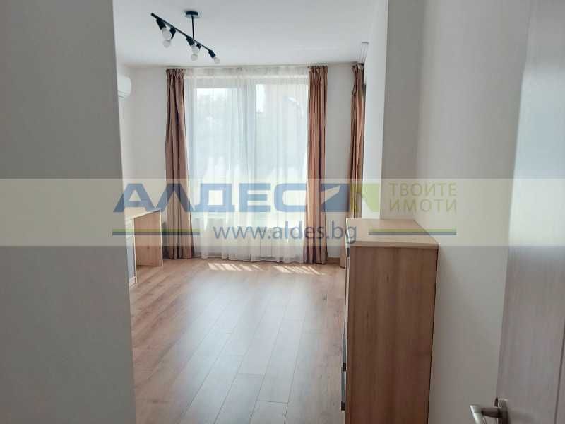 Дава се под наем Четиристаен апартамент в София, Изток - 140 кв.м за 1530 € - Снимка #7