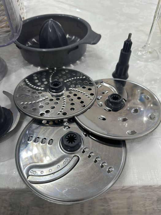 Продам кухонный комбайн KENWOOD