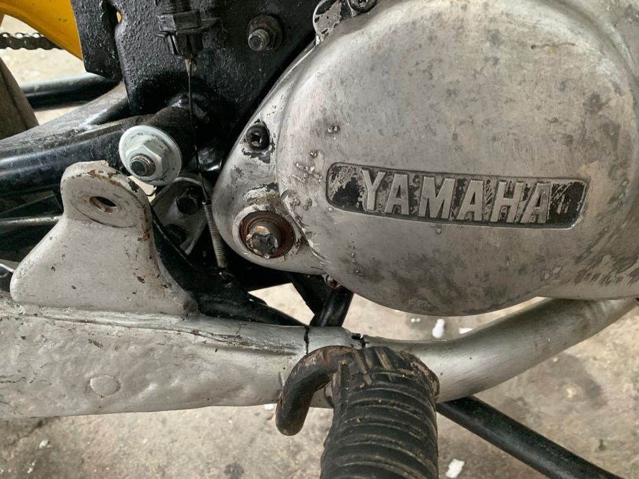 Продавам Yamaha Bobby