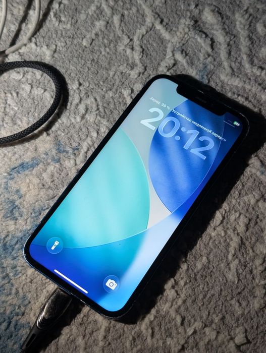 Iphone 12 и samsung s10