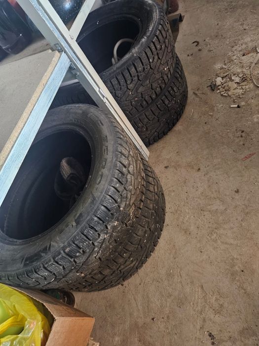 Продам зимние шины