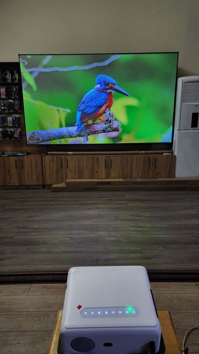 Proyektor X6 Pro Full HD