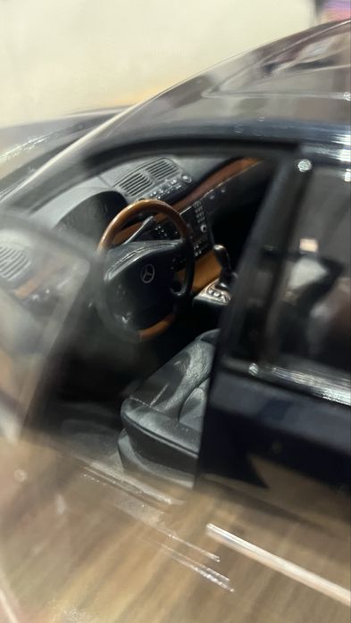 Макет на кола Мерцедес Е320 ,2005 г