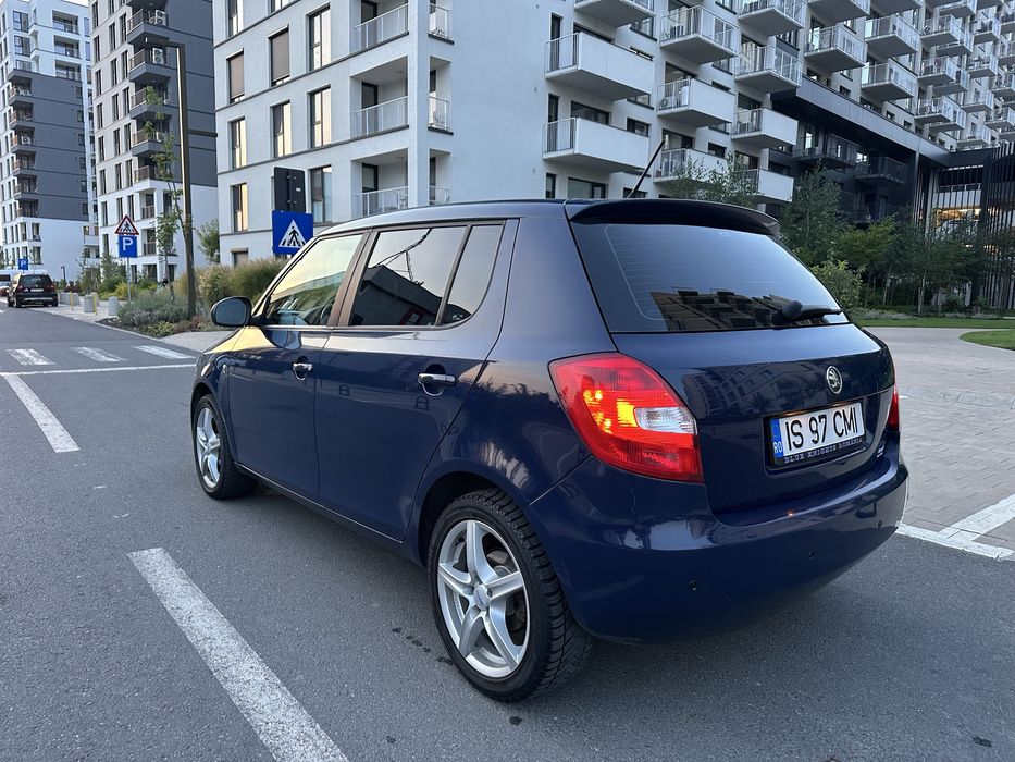 Skoda Fabia an 2015*Diesel 1,6tdi Euro 5*Proprietar Acte  la zi*Cumparata de noua de la Skoda Romania*
