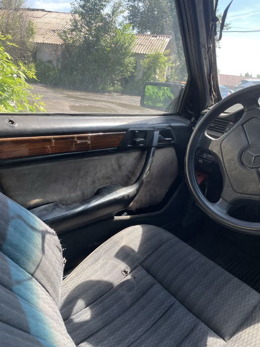 Мерседес е200 продам