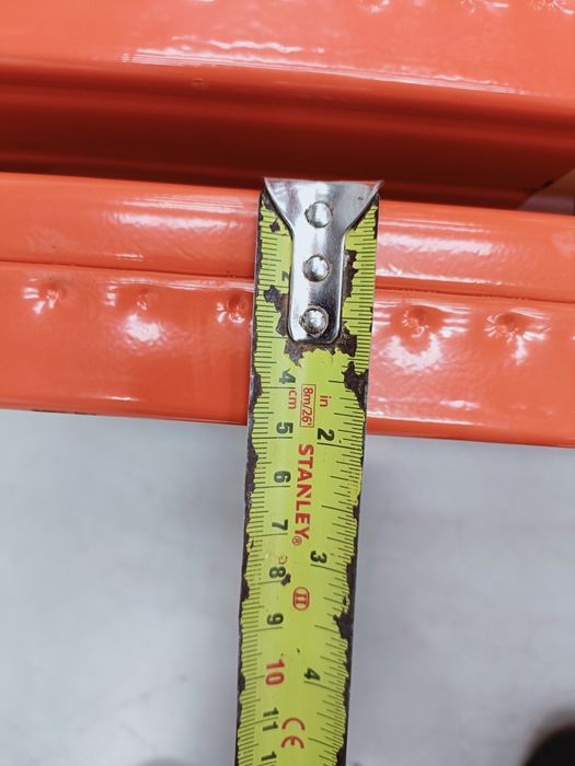 Rafturi profesionale