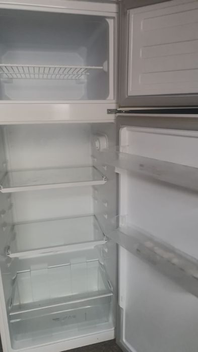 Frigider Arctic de vanzare