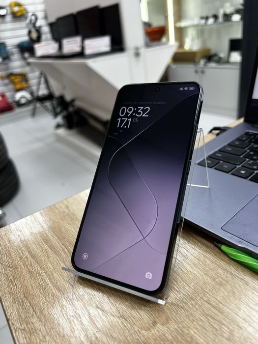 Xiaomi 14, 12/512gb (p25)