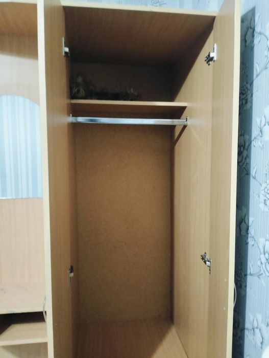 Двойной шкаф с зеркалом