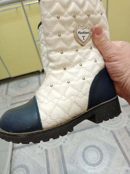 Сапожки для девочек