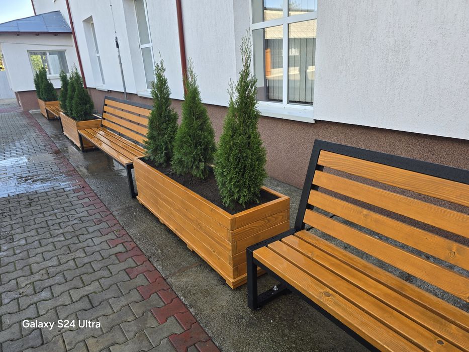Mobilier de gradina/urban  mese,banci,ghivece