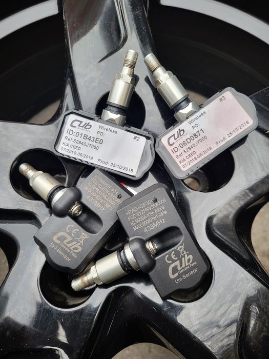 Сензори/датчици/ за налягането в гумите за KIA SEED