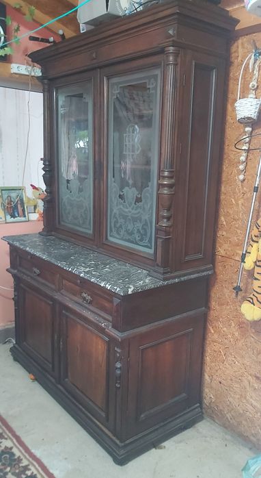 Dulap antic ( de colecție)