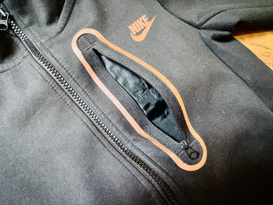 Детско горнище суитшърт  NIKE NSW TCH FLC BRUSHED FZ BLACK