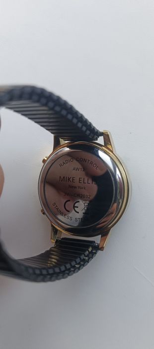 Продам часы наручные