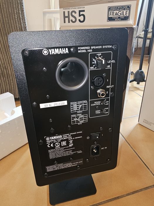 Boxe Studio Yamaha  HS5 Amplificate Impecabile