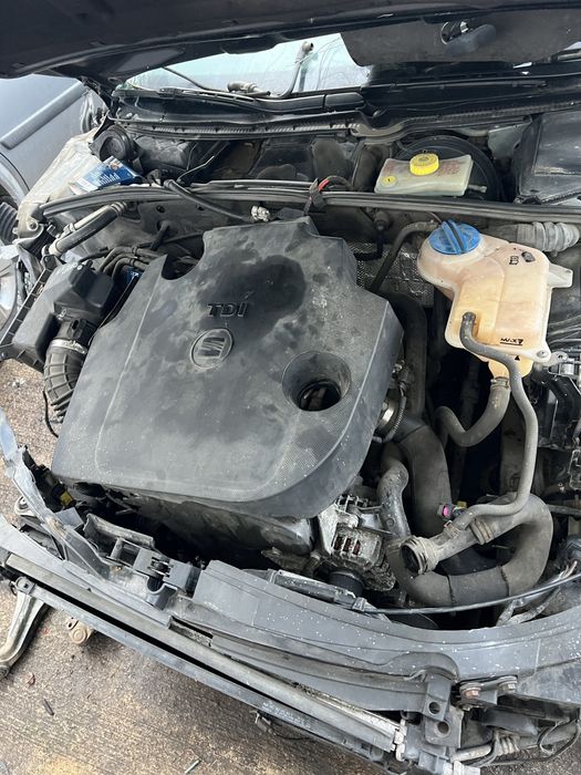 Seat Exeo на части