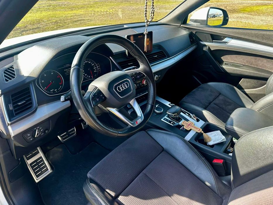 Audi Q5 2.0Tdi S-Line Quattro