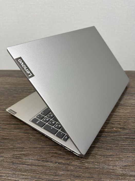 мощный 8-ядерный i5 ноутбук Lenovo IdeaPad s340, для графики и игр